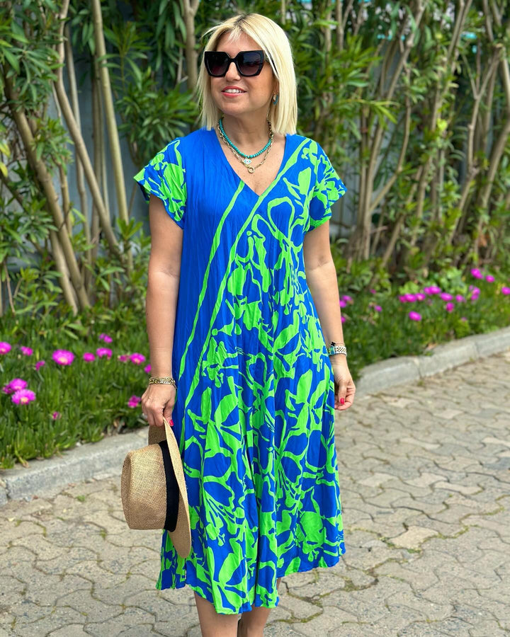 ANITA | ELEGANT FLORAL TUMMY-COVERAGE DRESS
