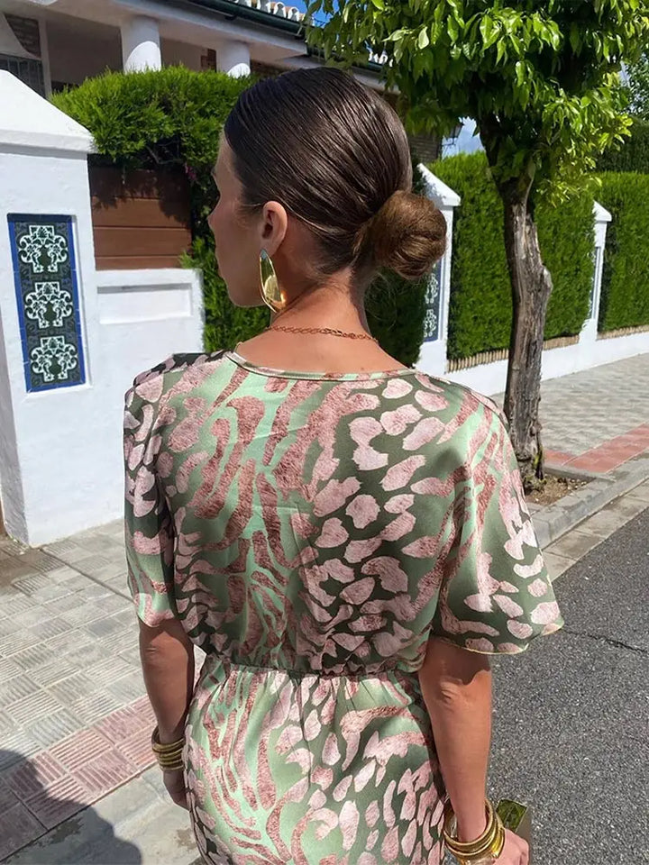 CLARANDRA | ELEGANT COPPER TUMMY-COVERAGE MIDI DRESS