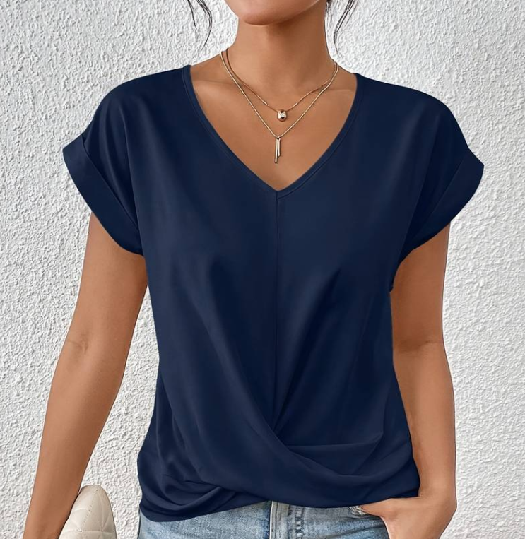 SOPHIA | ELEGANT V-NECK SHIRT WITH TUMMY COVERAGE